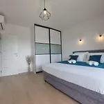 Geminos Ii Villa *