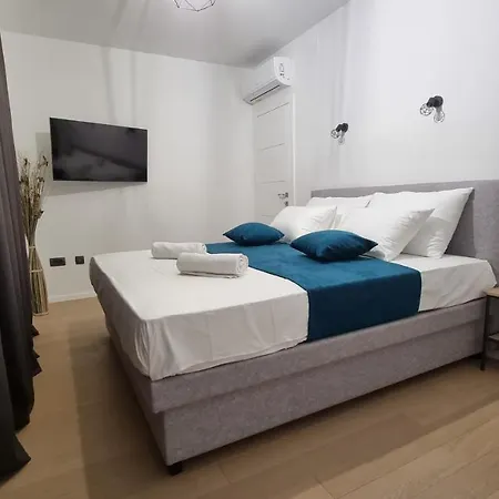 Geminos Ii Villa Srima