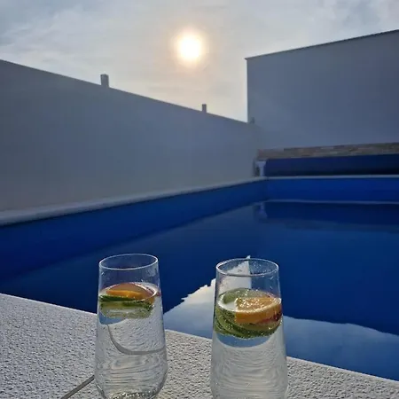 Geminos Ii Villa Srima