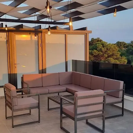 Villa Geminos Ii Srima