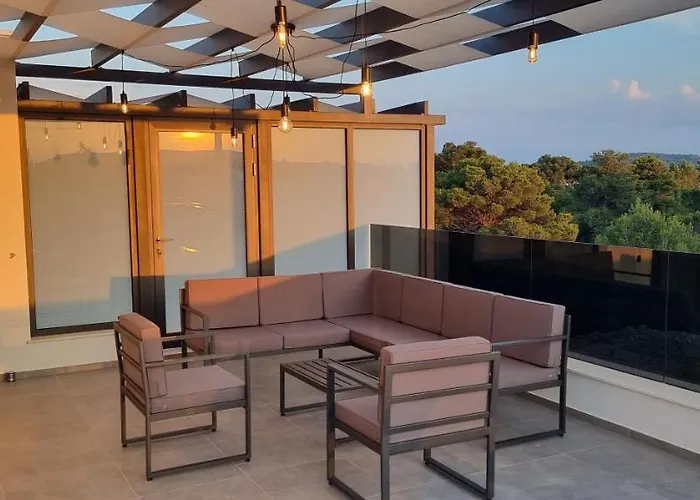 Villa Geminos Ii Srima